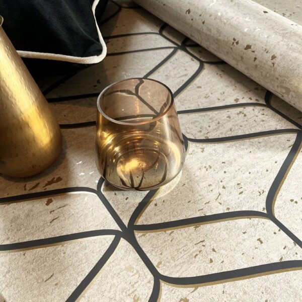 Linear Concrete Black